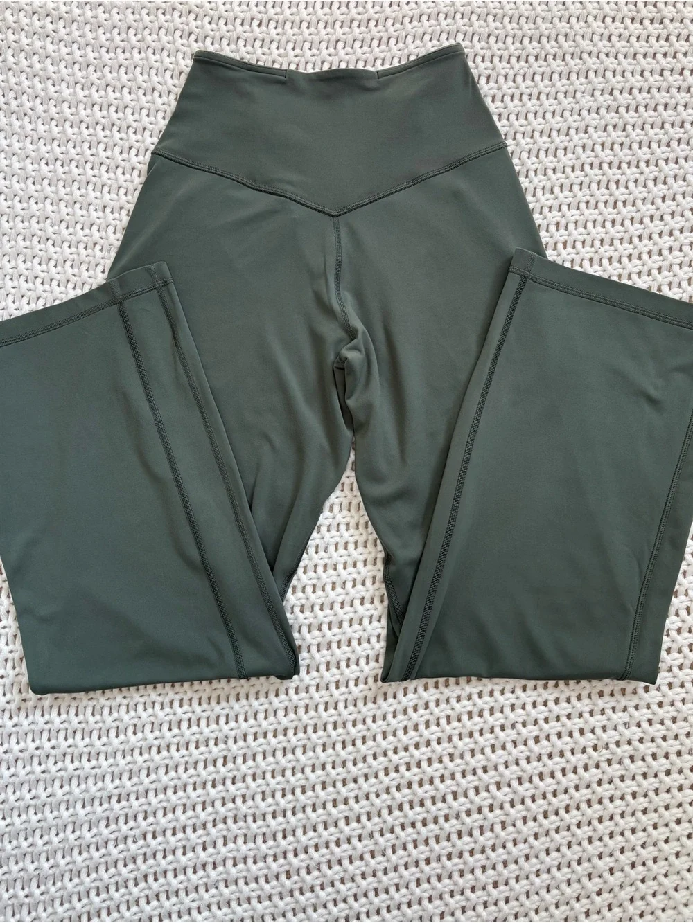 lululemon align hr wide leg pant 31” in dark forest size 6